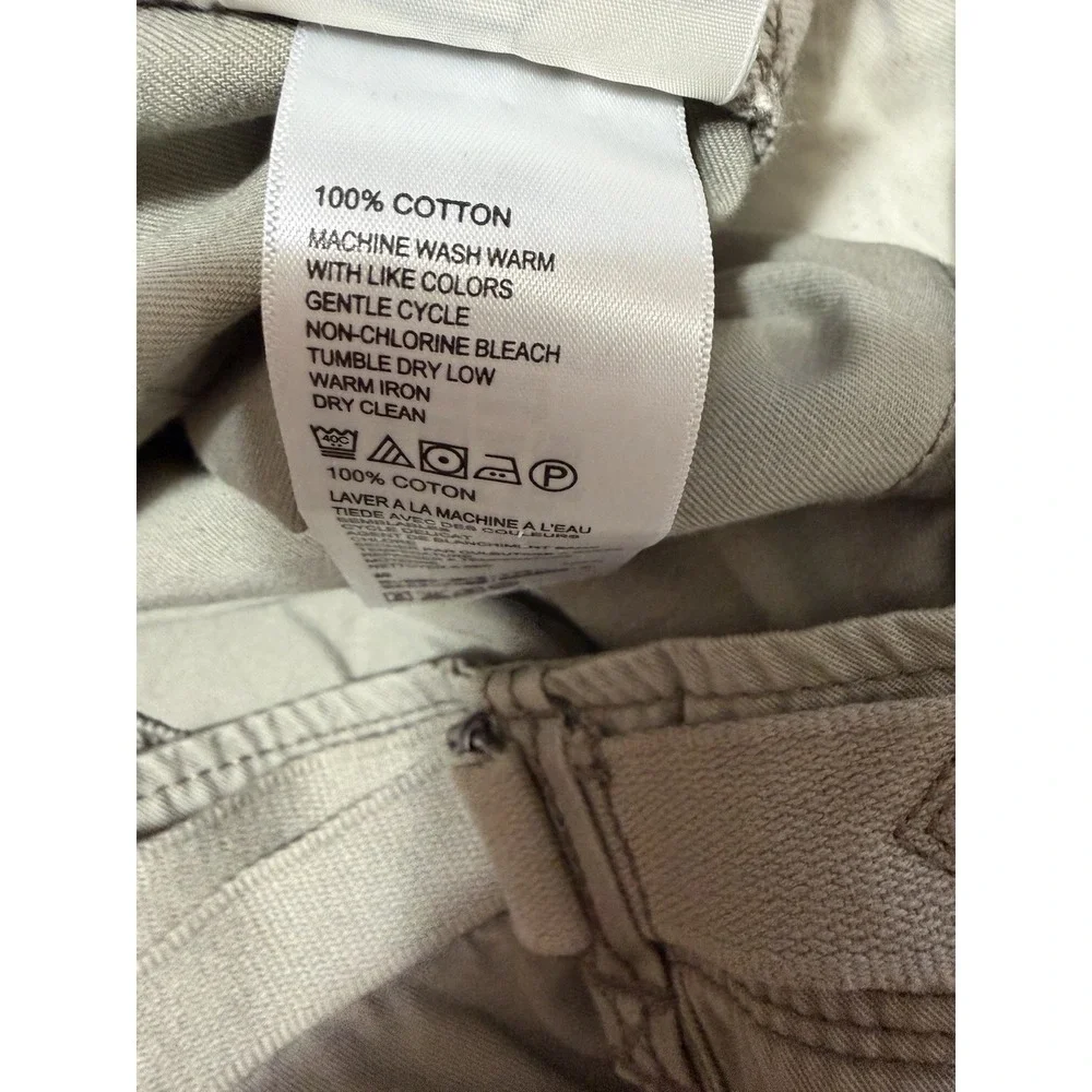 Tommy Bahama Cargo Shorts Mens 42 Khaki Utility Pockets 100% Cotton Relaxed Fit